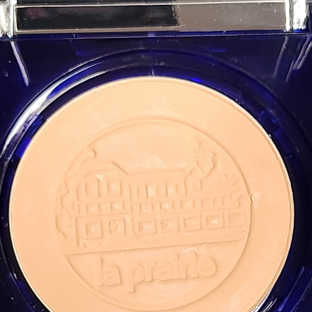 La prairie powder foundation